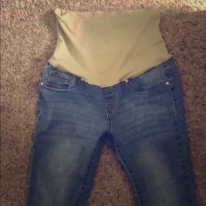 Maternity jeans